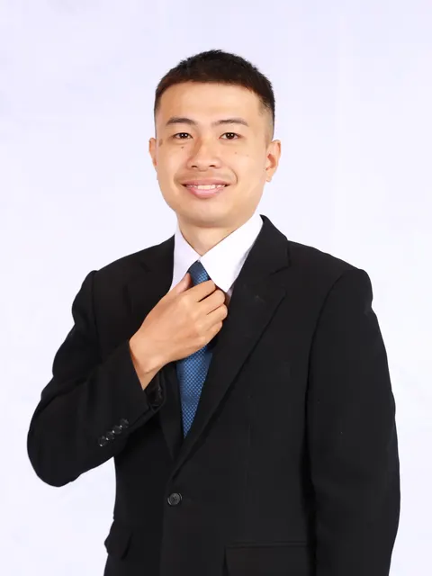 Đinh Mạnh Hùng – chuyên viên kinh doanh Vinhomes